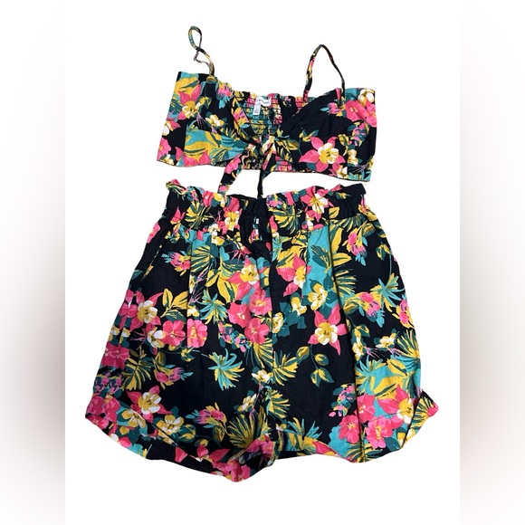 Express x Rocky Barnes Tropical Floral Print Crop Top & Short Set Size Small - Picture 7 of 10